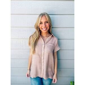 NEW DOE AND RAE button down shirt in dusty blush